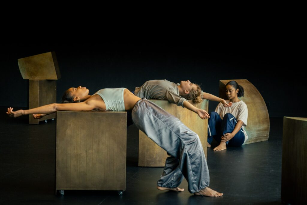 EMBRACE_THE_BASE_octo2025_Photographe_Quentin_Chevrier-2-min